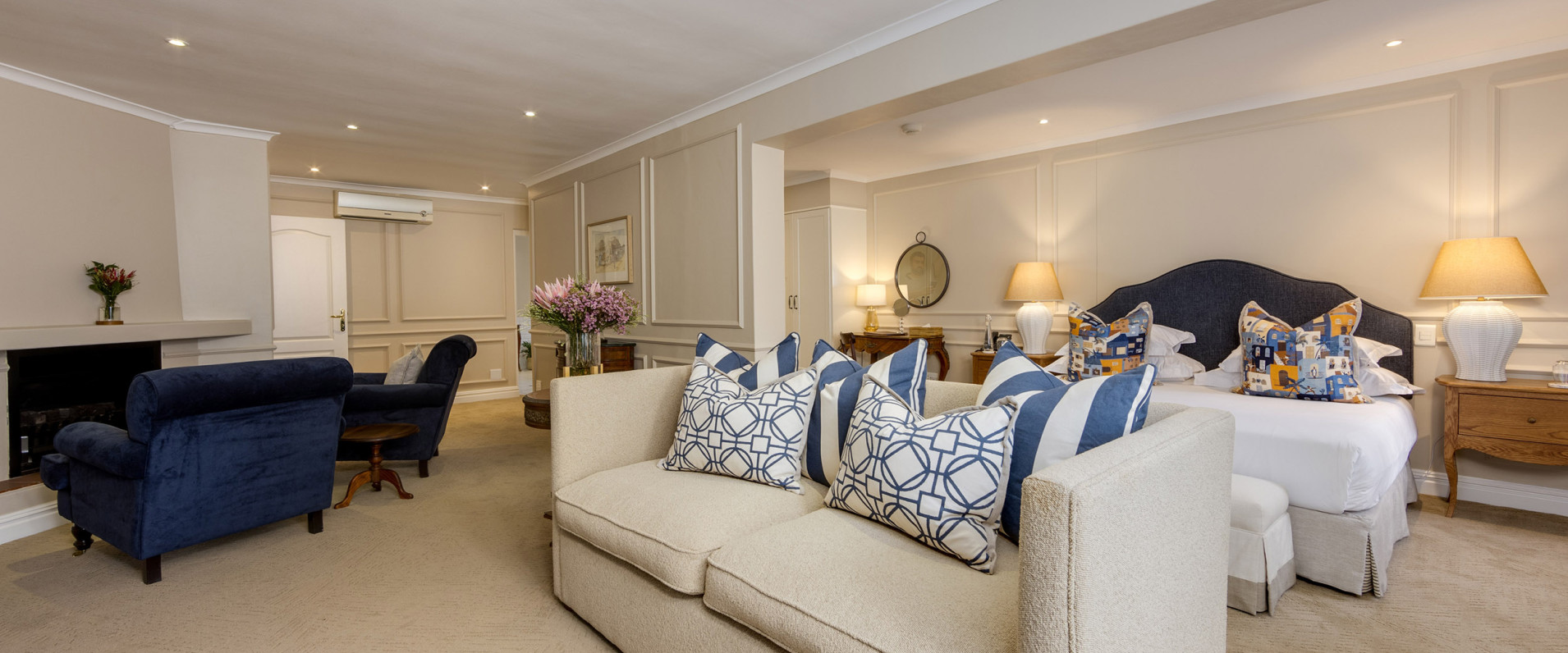 Ss Collection Claremont Rooms Gallery Sauer Suite Lounge