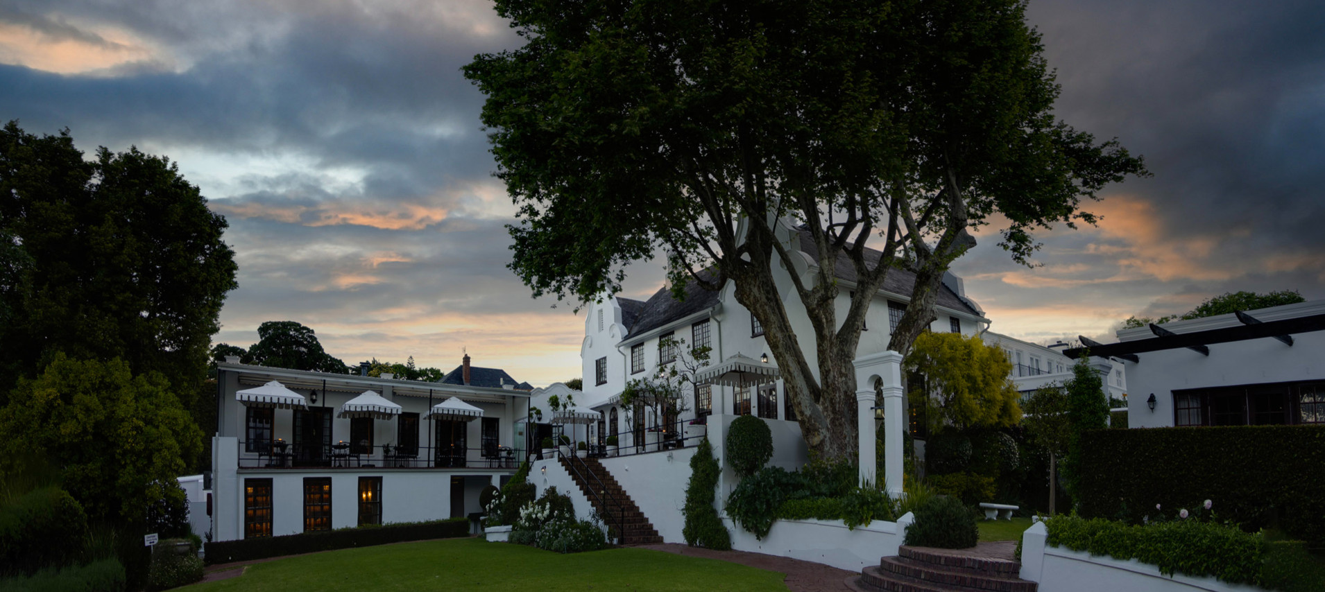 Ss Collection Claremont Usp Manor House Sunset Tree