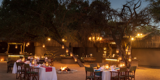 Romantic Candle Safari Dinner